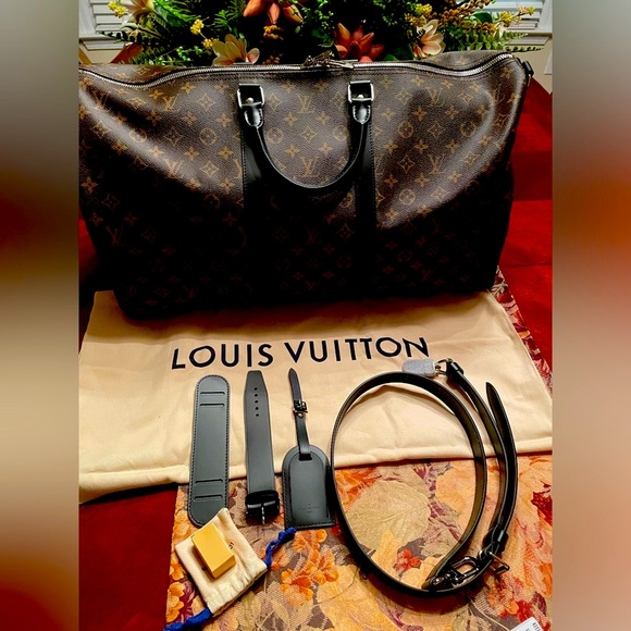 Never Used Louis Vuitton Keepall Bandouliere 55 in Monogram Macassar! - Picture 11 of 11